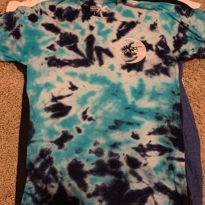 happy tour tyedye shirt men’s small